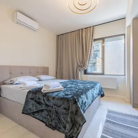 Apartment Out Of Stone - διαμέρισμα 2 υπνοδωματίων -πλατεία δημοκρατίας